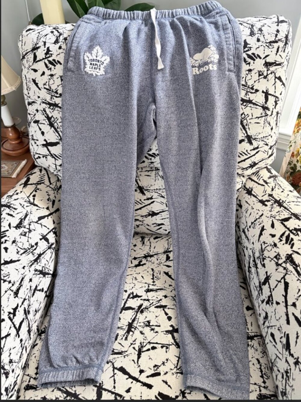 Roots x Toronto Maple Leafs Blue Sweatpants - Small